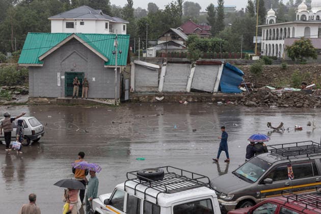 July 22, 2026, Budgam, Jammu And Kashmir, India: A general view shows the site where a shopping complex is damaged by flash floods following heavy rain in Beerwah. The severe weather leaves at least 22 people dead in the Poonch and Rajouri districts, forces the closure of educational institutions until July 26, and leads to the suspension of the Amarnath Yatra. Budgam India - ZUMAa205 20260722_zip_a205_011 Copyright: xAdilxAbassx