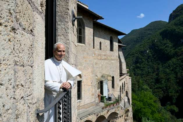 ITALY - POPE LEO XIV DURING HIS VISIT TO THE SHRINE OF THE HOLY TRINITY IN VALLEPIETRA - 2026 7 22 Italy, Vallepietra , Vatican, 2026 7 22 Pope Leo XIV during his visit to the Shrine of the Holy Trinity in Vellepietra. EDITORIAL USE ONLY - NO BOOKS Copyright: xVATICANxMEDIAx
