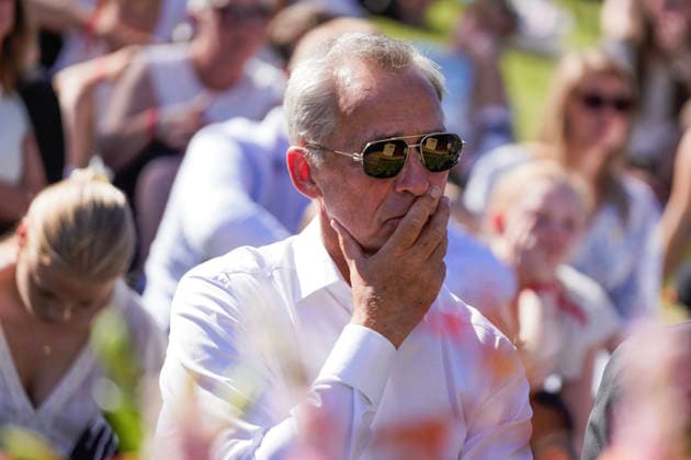 22. juli markering pa Utoya Utoya 20260722. Finansminister Jens Stoltenberg (Ap) under 22. juli markeringen pa Utoya. I ar er det 15 ar siden terrorangrepet hvor 77 mennesker mistet livet i 2011. Foto: Thomas Fure NTB Utoya Norge 4M4OPwbigF8 EDITORIAL USE ONLY Ref:_BNC_POL4M4OPwbigF8.jpg *** July 22 commemoration on Utøya Utøya 20260722 Finance Minister Jens Stoltenberg (Ap) during the July 22 commemoration on Utøya. This year marks the 15th anniversary of the terrorist attack in which 77 people lost their lives in 2011. Photo: Thomas Fure, NTB Utøya Norway 4M4OPwbigF8 EDITORIAL USE ONLY Ref BNC POL4M4OPwbigF8 jpg  Copyright: xThomasxFurex xNTBx