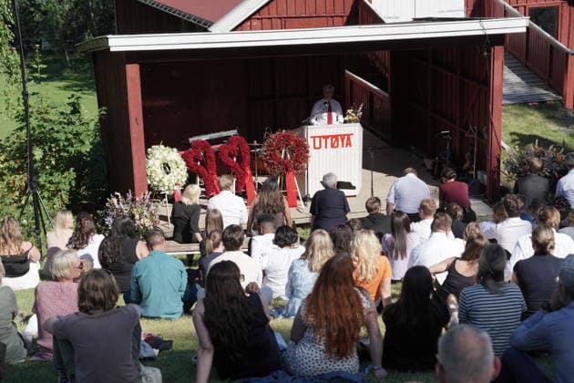 22. juli markering pa Utoya Utoya 20260722. Statsminister Jonas Gahr Store (Ap) taler under 22. juli markeringen pa Utoya. I ar er det 15 ar siden terrorangrepet hvor 77 mennesker ble drept i 2011. Foto: Thomas Fure NTB Utoya Norge ebkjHQcoXms EDITORIAL USE ONLY Ref:_BNC_POLebkjHQcoXms.jpg *** July 22 Commemoration on Utoya Utoya 20260722 Prime Minister Jonas Gahr Store (Ap) speaks during the July 22 commemoration on Utoya. This year marks the 15th anniversary of the 2011 terrorist attack in which 77 people were killed. Photo: Thomas Fure, NTB Utoya Norway ebkjHQcoXms EDITORIAL USE ONLY Ref BNC POLebkjHQcoXms jpg  Copyright: xThomasxFurex xNTBx