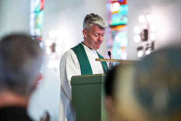 22. juli markeringen i Oslo domkirke Oslo 20260722. Domprost Pal Kristian Balstad under 22. juli markeringen i Oslo domkirke onsdag. I ar er det 15 ar siden terrorangrepet hvor 77 mennesker ble drept i 2011. Foto: Annika Byrde NTB Oslo Norge 5alBCGCJeRo EDITORIAL USE ONLY Ref:_BNC5alBCGCJeRo.jpg *** July 22 commemoration at Oslo Cathedral, Oslo, July 22, 2026. Dean Pal Kristian Balstad during the July 22 commemoration at Oslo Cathedral on Wednesday. This year marks 15 years since the terrorist attack in which 77 people were killed in 2011. Photo: Annika Byrde, NTB, Oslo Norway 5alBCGCJeRo EDITORIAL USE ONLY Ref BNC5alBCGCJeRo jpg  Copyright: xAnnikaxByrdex xNTBx