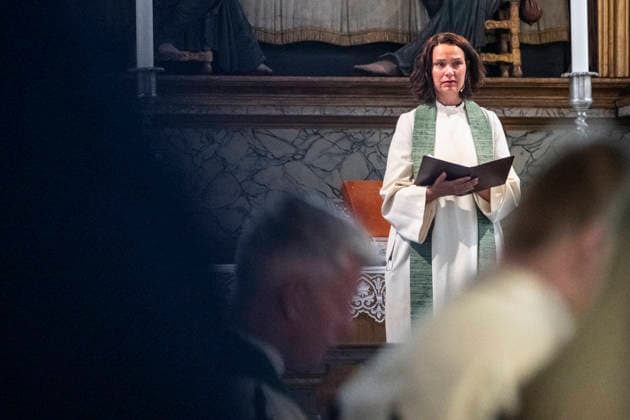 22. juli markeringen i Oslo domkirke Oslo 20260722. Domkirkeprest Ellen Aasland Reinertsen under 22. juli markeringen i Oslo domkirke onsdag. I ar er det 15 ar siden terrorangrepet hvor 77 mennesker ble drept i 2011. Foto: Annika Byrde NTB Oslo Norge 8PtKoXfLue8 EDITORIAL USE ONLY Ref:_BNC8PtKoXfLue8.jpg *** July 22 commemoration at Oslo Cathedral, Oslo, July 22, 2026. Cathedral Pastor Ellen Aasland Reinertsen during the July 22 commemoration at Oslo Cathedral on Wednesday. This year marks the 15th anniversary of the terrorist attack in which 77 people were killed in 2011. Photo: Annika Byrde NTB Oslo Norway 8PtKoXfLue8 EDITORIAL USE ONLY Ref BNC8PtKoXfLue8 jpg  Copyright: xAnnikaxByrdex xNTBx