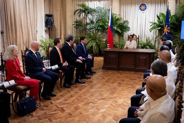 Philippine President Ferdinand Bongbong Marcos Junior (C) meets with United State Secretary of State Marco Rubio (5-L) during a courtesy visit inside Malakanang presidential palace in Manila, Philippines, on Wednesday, July 22, 2026. Rubio is set to attend meetings with ASEAN leaders and the East Asia Summit.  PHL2026072202 U.S.xStatexDepartment
