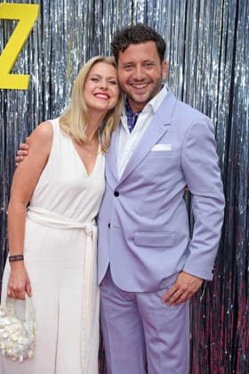 Felix Banaszak mit Ehefrau Charlotte Obermeier bei der KAULITZ & KAULITZ STAFFEL 3 PREMIERE im Delphi Filmpalast in Berlin am 22.07.2026 *** Felix Banaszak with his wife Charlotte Obermeier at the premiere of KAULITZ KAULITZ Season 3 at the Delphi Filmpalast in Berlin on July 22, 2026