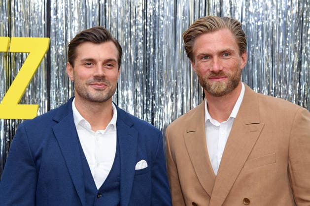 Die Bachelors (Tim Reitz, Sebastian Paul) bei der KAULITZ & KAULITZ STAFFEL 3 PREMIERE im Delphi Filmpalast in Berlin am 22.07.2026 *** Tim Reitz and Sebastian Paul from *The Bachelors* at the premiere of *KAULITZ KAULITZ Season 3* at the Delphi Filmpalast in Berlin on July 22, 2026