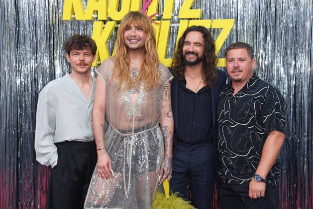 Tokio Hotel (Georg Listing, Bill Kaulitz, Tom Kaulitz, Gustav Schäfer) bei der KAULITZ & KAULITZ STAFFEL 3 PREMIERE im Delphi Filmpalast in Berlin am 22.07.2026 *** Tokio Hotel s Georg Listing, Bill Kaulitz, Tom Kaulitz, and Gustav Schäfer at the premiere of KAULITZ KAULITZ Season 3 at the Delphi Filmpalast in Berlin on July 22, 2026