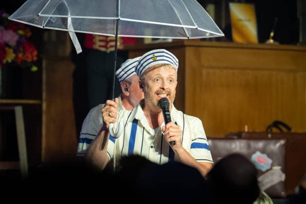 Ross Antony, Paul Reeves, Crazy Summer, Premiere, Europa-Park, Europa-Park Teatro, Rust, Live-Musik, Showballett, TALENT ACADEMY, Bühnenshow, Entertainment, Schlager, Musikshow, Sommer, gute Laune, Emotionen, Humor, Publikum, Autogrammstunde, Prominente, Event, Freizeitpark, Premierenfeier, Presse, Medien, Fotografen, Symbolfoto, Sommerferien, Familienausflug, Tourismus, Baden Württemberg, Veranstaltung, Live Entertainment Rust Europa Park Baden-Württemberg Deutschland *** Ross Antony, Paul Reeves, Crazy Summer, Premiere, Europa-Park, Europa-Park Teatro, Rust, Live Music, Show Ballet, TALENT ACADEMY, Stage Show, Entertainment, Schlager, Music Show, Summer, Good Vibes, Emotions, Humor, Audience, Autograph Session, Celebrities, Event, Amus Copyright: xFINLEYxMÖRCHx