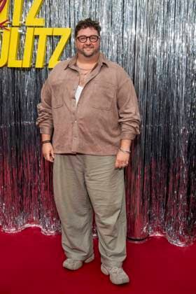 ABB KAULITZ- Daniel Zillmann zu Gast auf dem roten Teppich bei der Premiere von der 3. Staffel der Netflix-Serie Kaulitz und Kaulitz im Delphi Filmpalast. Berlin am 22.07.2026 Berlin Deutschland *** ABB KAULITZ s Daniel Zillmann walks the red carpet at the premiere of Season 3 of the Netflix series *Kaulitz und Kaulitz* at the Delphi Filmpalast in Berlin on July 22, 2026, Berlin, Germany