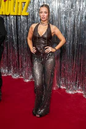 ABB KAULITZ- Mariattma Steffen zu Gast auf dem roten Teppich bei der Premiere von der 3. Staffel der Netflix-Serie Kaulitz und Kaulitz im Delphi Filmpalast. Berlin am 22.07.2026 Berlin Deutschland *** ABB KAULITZ Mariattma Steffen on the red carpet at the premiere of Season 3 of the Netflix series *Kaulitz und Kaulitz* at the Delphi Filmpalast in Berlin on July 22, 2026, Berlin, Germany