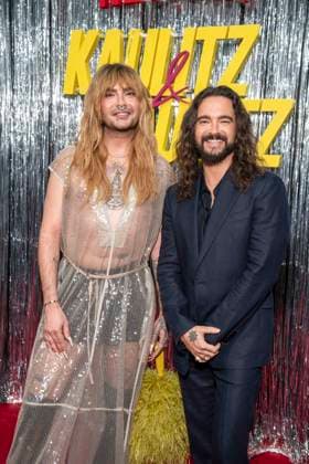ABB KAULITZ- Bill Kaulitz und Bruder Tom Kaulitz zu Gast auf dem roten Teppich bei der Premiere von der 3. Staffel der Netflix-Serie Kaulitz und Kaulitz im Delphi Filmpalast. Berlin am 22.07.2026 Berlin Deutschland *** ABB KAULITZ: Bill Kaulitz and his brother Tom Kaulitz appeared on the red carpet at the premiere of Season 3 of the Netflix series *Kaulitz and Kaulitz* at the Delphi Filmpalast in Berlin on July 22, 2026, Berlin, Germany