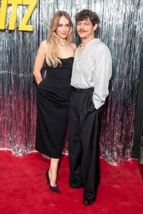 ABB KAULITZ- Susanne Knispel und Georg Listing Tokio Hotel zu Gast auf dem roten Teppich bei der Premiere von der 3. Staffel der Netflix-Serie Kaulitz und Kaulitz im Delphi Filmpalast. Berlin am 22.07.2026 Berlin Deutschland *** ABB KAULITZ Susanne Knispel and Georg Listing, Tokio Hotel, appeared on the red carpet at the premiere of Season 3 of the Netflix series *Kaulitz und Kaulitz* at the Delphi Filmpalast in Berlin on July 22, 2026, Berlin, Germany
