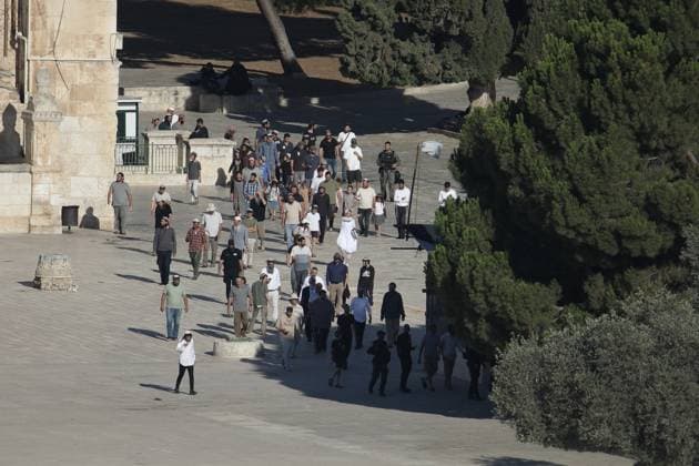 Jewish Groups raid Al-Aqsa Mosque in Jerusalem JERUSALEM - JULY 23: Groups of fanatic Jews raid the Al-Aqsa Mosque compound in East Jerusalem during events marking what they regard as the anniversary of the destruction of the Jewish temples, on July 23, 2026 in Jerusalem. The raid began in the early morning, with participants performing religious rituals at the site. Gazi Samad Anadolu Kudüs Palestinian Territory, Occupied. Editorial use only. Please get in touch for any other usage.  Copyright: x2026xAnadoluxGazixSamadx