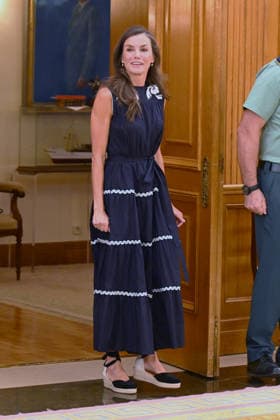 Queen Letizia Holds an Audience with the Creative Team Behind the Documentary *Los nietos del silencio* and Its Protagonists Queen Letizia during the audience with the creative team behind the documentary *Los nietos del silencio* and its protagonists at the Zarzuela Palace on July 23, 2026, in Madrid, Spain. *Los nietos del silencio* is an audiovisual project produced by young journalists and communicators that collects the testimonies of the grandchildren of victims of ETA terrorism. FAMOUS DOCUMENTARY QUEEN PALACE José Madrid Madrid Spain  Copyright: xJosÃ xOlivax 7682068