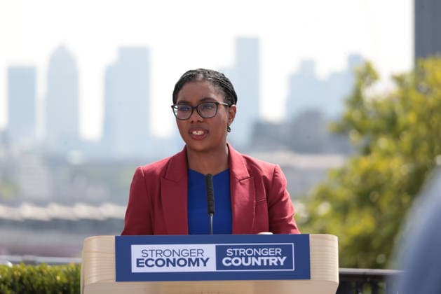 . 23 07 2026. London, United Kingdom. Kemi Badenoch Speech London. Kemi Badenoch delivers speech accusing Andy Burnham of showing a lack of ambition for Britain s future and failing to produce serious plans to tackle the challenges facing the country.  xMartynxWheatleyx xi-Imagesx IIM-26918-0011