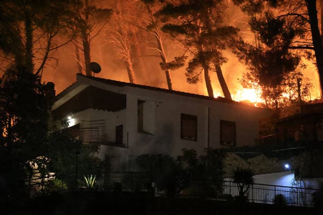 Wildfire threatens communities near Palermo in Sicily as firefighting efforts continue PALERMO, ITALY - JULY 23: Firefighters and civil protection teams battle a wildfire in the Casaboli Forest near Palermo as strong winds push the blaze toward the towns of Monreale, Pioppo and Sagana, while residents are evacuated from threatened homes, in Palermo, Sicily, Italy on July 23, 2026. The wildfire, which started the previous day, spread overnight, prompting emergency crews to work continuously to contain the flames and protect nearby communities. Alberto Lo Bianco Anadolu Palermo Italy. Editorial use only. Please get in touch for any other usage.  Copyright: x2026xAnadoluxAlbertoxLoxBiancox