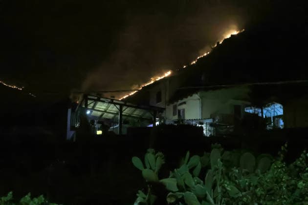 Wildfire threatens communities near Palermo in Sicily as firefighting efforts continue PALERMO, ITALY - JULY 23: Firefighters and civil protection teams battle a wildfire in the Casaboli Forest near Palermo as strong winds push the blaze toward the towns of Monreale, Pioppo and Sagana, while residents are evacuated from threatened homes, in Palermo, Sicily, Italy on July 23, 2026. The wildfire, which started the previous day, spread overnight, prompting emergency crews to work continuously to contain the flames and protect nearby communities. Alberto Lo Bianco Anadolu Palermo Italy. Editorial use only. Please get in touch for any other usage.  Copyright: x2026xAnadoluxAlbertoxLoxBiancox