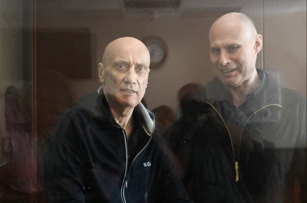 Russia Retail Chain Co-Owner Fraud Trial 9210725 23.07.2026 Former Chairman of Petropavlovsk company, owner of M2M Private Bank and Asia-Pacific Bank Pavel Maslovsky and former co-owner of Azbuka Vkusa supermarket chain Kirill Yakubovsky, accused of embezzling over 14 billion rubles, are seen inside a defendant s glass cage before a hearing at the Presnensky District Court in Moscow, Russia. Alexey Maishev Sputnik Moscow Russia  Copyright: xAlexeyxMaishevx