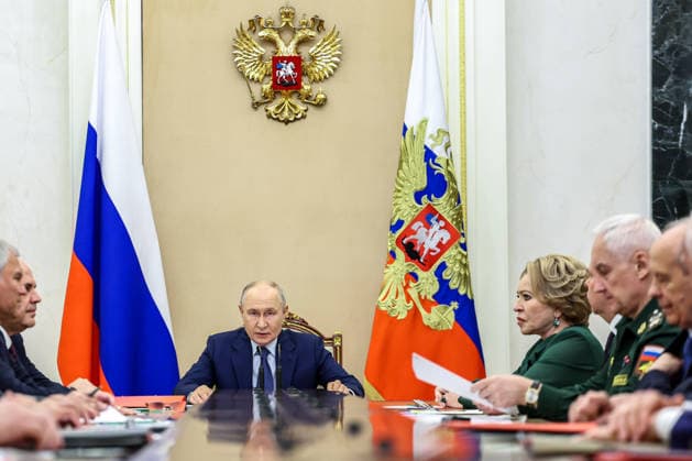 RUSSIA, MOSCOW - JULY 23, 2026: President Vladimir Putin (C) chairs a meeting of the Russian Security Council at the Moscow Kremlin. Alexander Kazakov Russian Presidential Press and Information Office TASS  95359205