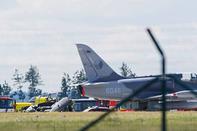 A Venom military helicopter with five soldiers aboard crashed at the helicopter base in Namest nad Oslavou on July 23, 2026, the Czech army reported on X social network, and the rescuers told CTK that one person died in the crash, Namest nad Oslavou, Czech Republic. (CTKxPhoto JaroslavxSvoboda) CTKPhotoP2026072304616  CTKPhotoP2026072304616