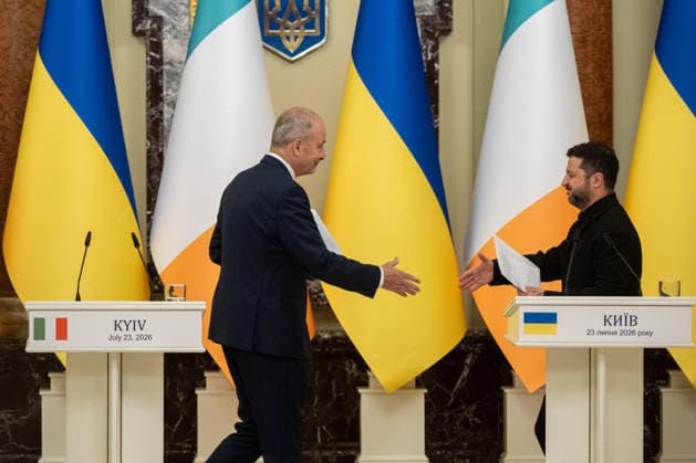 Ukrainian President Zelenskyy meets Irish Prime Minister Martin in Kyiv KYIV, UKRAINE - JULY 23: The taoiseach (Prime minister) of Ireland Micheal Martin (L) and the President of Ukraine Volodymyr Zelenskyy (R) attend a joint press conference in Kyiv, Ukraine, on July 23, 2026. Danylo Antoniuk Anadolu Kyiv Ukraine. Editorial use only. Please get in touch for any other usage.  Copyright: x2026xAnadoluxDanyloxAntoniukx