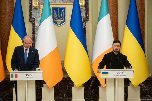 Ukrainian President Zelenskyy meets Irish Prime Minister Martin in Kyiv KYIV, UKRAINE - JULY 23: The taoiseach (Prime minister) of Ireland Micheal Martin (L) and the President of Ukraine Volodymyr Zelenskyy (R) attend a joint press conference in Kyiv, Ukraine, on July 23, 2026. Danylo Antoniuk Anadolu Kyiv Ukraine. Editorial use only. Please get in touch for any other usage.  Copyright: x2026xAnadoluxDanyloxAntoniukx