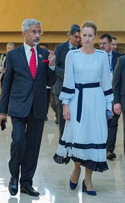 RECORD DATE NOT STATED EAM S. Jaishankar interacts with European Commission Vice-President Kaja Kallas Manila Philippines , Jul 23 (ANI): External Affairs Minister S. Jaishankar interacts with EU High Representative (Foreign Affairs and Security Policy) and European Commission Vice President Kaja Kallas on the sidelines of ASEAN, in Manila on Thursday. (@DrSJaishankar X ANI Photo) Manila Philippines Copyright: xANIx ANI_20260723009