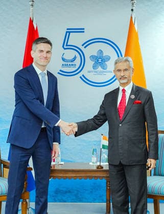 RECORD DATE NOT STATED S. Jaishankar meets the Netherlands Foreign Minister, Tom Berendsen Manila Philippines , Jul 23 (ANI): External Affairs Minister S. Jaishankar meets Netherlands Foreign Minister, Tom Berendsen, on the sidelines of the ASEAN-related Foreign Ministers meetings, in Manila on Thursday. (@DrSJaishankar X ANI Photo) Manila Philippines Copyright: xANIx ANI_20260723194