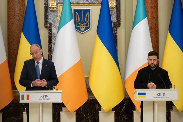 Taoiseach of the Republic of Ireland Micheal Martin and President of Ukraine Volodymyr Zelenskyy (R) hold a joint news conference following their meeting, Kyiv, Ukraine, July 23, 2026. (Photo by Danylo Antoniuk Ukrinform) Ukrainian President meets Irish PM in Kyiv  Copyright: xDanyloxAntoniukx