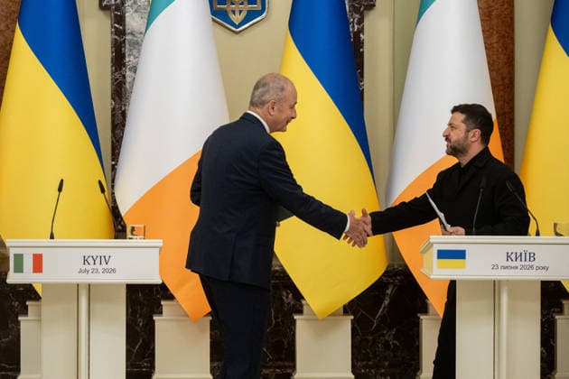 President of Ukraine Volodymyr Zelenskyy (R) shakes hands with Taoiseach of the Republic of Ireland Micheal Martin at the end of their joint news conference, Kyiv, Ukraine, July 23, 2026. (Photo by Danylo Antoniuk Ukrinform) Ukrainian President meets Irish PM in Kyiv  Copyright: xDanyloxAntoniukx