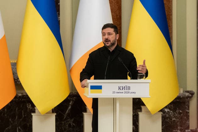 President of Ukraine Volodymyr Zelenskyy attends a news conference with Taoiseach of the Republic of Ireland Micheal Martin after their meeting, Kyiv, Ukraine, July 23, 2026. (Photo by Danylo Antoniuk Ukrinform) Ukrainian President meets Irish PM in Kyiv  Copyright: xDanyloxAntoniukx
