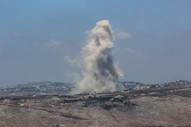 Smoke rises after building demolitions in southern Lebanon NABATIEH, LEBANON - JULY 23: Smoke rises after Israeli forces demolished multiple buildings with explosives in the town of Kfar Tebnit in Lebanon s Nabatieh Governorate, despite the ceasefire, on July 23, 2026. The blasts caused widespread destruction across the area. Ramiz Dallah Anadolu Nabatieh Lebanon. Editorial use only. Please get in touch for any other usage.  Copyright: x2026xAnadoluxRamizxDallahx
