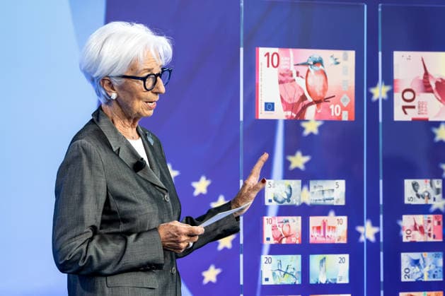 EZB stellt Entwürfe neuer Euro-Banknoten vor 23.07.2026: EZB-Präsidentin Christine Lagarde stellt im Anschluss an die EZB Pressekonferenz in Frankfurt am Main die Endauswahl der Designentwürfe für die nächste Euro-Banknotenserie vor. Gleichzeitig startet die Europäische Zentralbank (EZB) eine europaweite Bürgerbefragung, bei der Menschen ihre Meinung zu den vorgeschlagenen Motiven äußern können. Frankfurt am Main Europäische Zentralbank Hessen Deutschland *** ECB Unveils Designs for New Euro Banknotes July 23, 2026 Following the ECB press conference in Frankfurt am Main, ECB President Christine Lagarde presents the final selection of design proposals for the next series of euro banknotes. At the same time, the European Central Ba