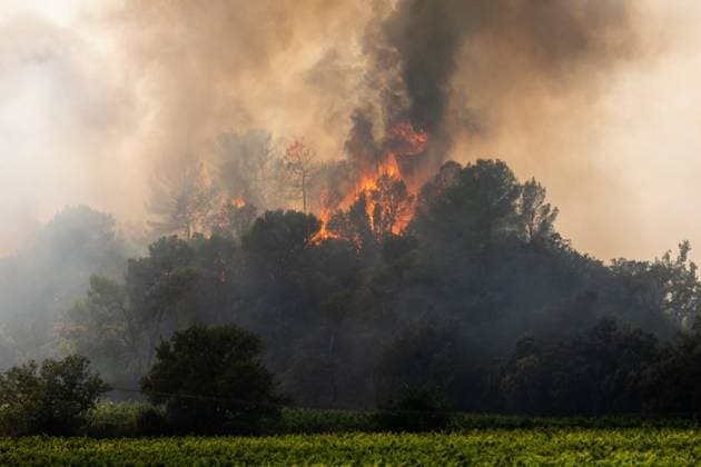 FIRE IN PONTEVES, VAR – PHOTOPQR, NICE MATIN, ESCOFFIER, FLORIAN – JULY 23, 2026 – FIRE IN PONTEVES Ponteves, France, July 23, 2026 Ponteves devastated by fire in France  Copyright: xPHOTOPQR NICExMATIN MAXPPPxESCOFFIERxFLORIANx 20260723NIM6410 20260723NIM6460