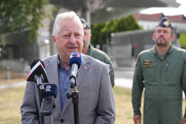 A Venom military helicopter with five soldiers aboard crashed at the helicopter base in Namest nad Oslavou, Czech Republic, on July 23, 2026. Czech Defence Minister Jaromir Zuna (for Freedom and Direct Democracy, SPD) speaks with journalists in Namest nad Oslavou, Czech Republic, July 23, 2026. (CTKxPhoto JaroslavxSvoboda) CTKPhotoP2026072306453  CTKPhotoP2026072306453