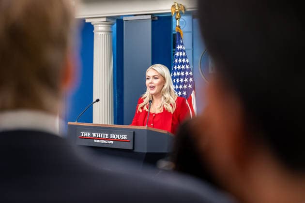 July 23, 2026, Washington, District Of Columbia, United States: White House Press Secretary KAROLINE LEAVITT delivers the daily press briefing in the James S. Brady Press Briefing Room at the White House. Washington United States - ZUMAk206 20260723_znp_k206_007 Copyright: xMattxKaminskyx