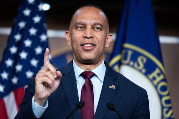 Hakeem Jeffries 7 23 26 UNITED STATES - JULY 23: House Minority Leader Hakeem Jeffries, D-N.Y., conducts a news conference in the Capitol Visitor Center after the House passed a war powers resolution to stop military action in Iran, on Thursday, July 23, 2026. (Tom Williams CQ Roll Call) Washington DC United States EDITORIAL USE ONLY Copyright: x2026xCQ-RollxCall,xInc.x TomxWilliamsx rollcallpix172183