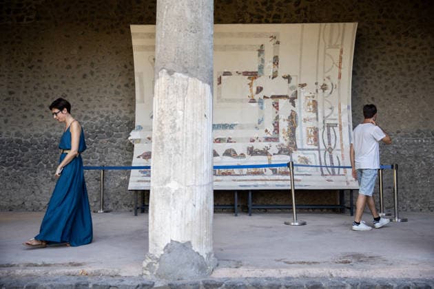 Presentation of ceiling of house with bakery in Pompeii POMPEII, ITALY - JULY 23: People are seen during the presentation of the restoration of the ceiling of the house with the bakery of Regio IX at the archaeological park of Pompeii, in Pompeii, Italy on July 23, 2026. Iso Ekle Anadolu Pompeii Italy. Editorial use only. Please get in touch for any other usage.  Copyright: x2026xAnadoluxIsoxEklex