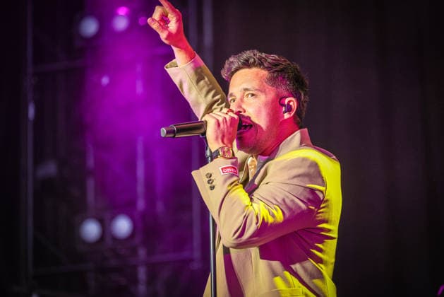 DasFest2026 am 23.07.2026 in Karlsruhe (Günter-Klotz-Anlage), Germany Nico Santos beim Auftritt auf der Hauptbühne bei DAS FEST 2026. Karlsruhe Günter-Klotz-Anlage Baden-Württemberg Germany *** DasFest2026 on July 23, 2026, at the Günter Klotz Complex in Karlsruhe, Germany; Nico Santos performing on the main stage at DAS FEST 2026 in Karlsruhe at the Günter Klotz Complex, Baden-Württemberg, Germany