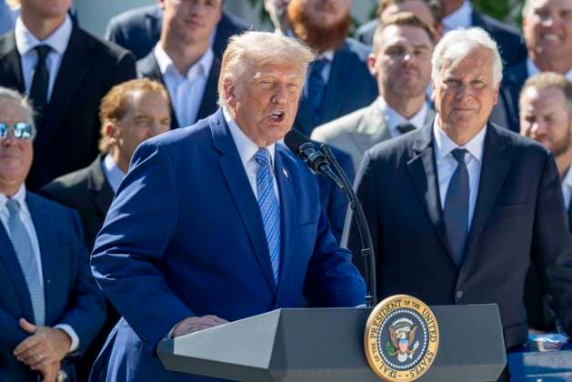 US President Donald J. Trump hosts an event to honor the 2025 World Series Champion Los Angeles Dodgers US President Donald J. Trump delivers remarks during an event to honor the 2025 World Series Champion Los Angeles Dodgers in the Rose Garden at the White House in Washington, DC, USA, 23 July 2026. WASHINGTON DISTRICT OF COLUMBIA United States  Copyright: xPool ABACAx