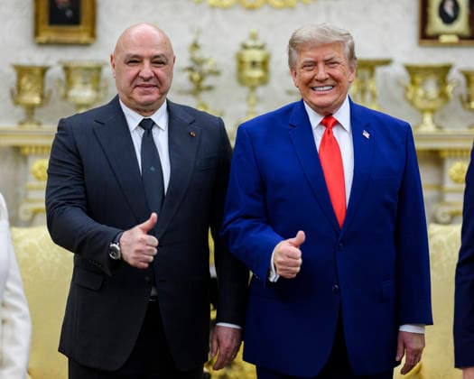 July 23, 2026, Washington, Dc, United States of America: U.S. President Donald Trump, right, and Lebanese President Joseph Aoun, left, pose together during a bilateral meeting at the Oval Office of the White House, July 21, 2026, in Washington, D.C. Washington United States of America - ZUMAp138 20260723_zaa_p138_017 Copyright: xDanielxTorok WhitexHousex