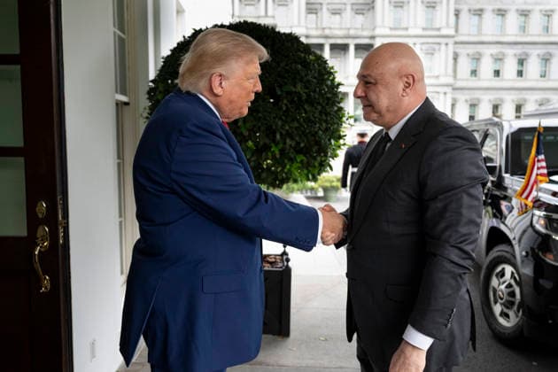 July 23, 2026, Washington, Dc, United States of America: U.S. President Donald Trump, left, welcomes Lebanese President Joseph Aoun, right, on arrival for a bilateral meeting at the West Portico of the White House, July 21, 2026, in Washington, D.C. Washington United States of America - ZUMAp138 20260723_zaa_p138_019 Copyright: xJoycexN.xBoghosian WhitexHousex