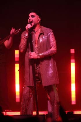 Adam Lambert bei einem Konzert im Huxleys Neue Welt in Berlin, 23. Juli 2026. Adam Lambert Konzert Berlin *** Adam Lambert at a concert at Huxleys Neue Welt in Berlin, July 23, 2026 Adam Lambert Concert Berlin