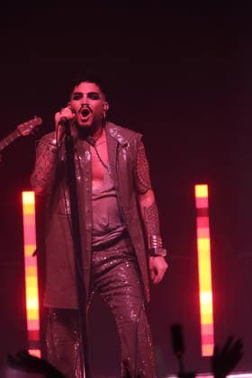 Adam Lambert bei einem Konzert im Huxleys Neue Welt in Berlin, 23. Juli 2026. Adam Lambert Konzert Berlin *** Adam Lambert at a concert at Huxleys Neue Welt in Berlin, July 23, 2026 Adam Lambert Concert Berlin
