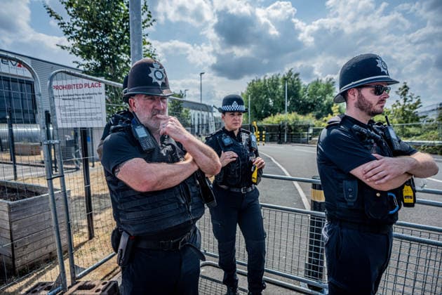 Elbit Systems Filton Bristol Pro-Palestine Protest - 23 Jul 2026 A cordon of Police Officers guard the Elbit Systems factory during the rally. Pro-Palestinian protestors gathered outside Elbit Systems factory in Filton, Bristol to accuse the arms company of supplying Israel with weaponry and drones for its war in Gaza. Bristol United Kingdom Copyright: xLabxMox xSOPAxImagesx LabMO_Elbit_Systems_Filton_Protest_Sopa_7.jpeg