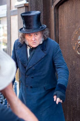 SAN DIEGO, CA - JULY 23: Johnny Depp interacts with fans at a surprise appearance as Ebenezer Scrooge promoting his new film, Ebenezer: A Christmas Carol, outside 2026 San Diego Comic Con on July 23, 2026. Copyright: xTonyxFortex