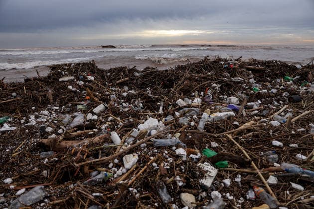 July 23, 2026, La Serena, Chile: La Serena Beach is completely covered in trash and debris resulting from the storm that caused the river to rise. This storm affected various regions of the country, causing flooding and widespread power outages. A state of catastrophe was declared for La Serena, Chile. La Serena Chile - ZUMAu105 20260723_zip_u105_008 Copyright: xManuelxUrzuax