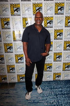 SAN DIEGO, CA - July 23rd: Rob Edwards at the Hollywood s Love Affair with Fencing press line during San Diego Comic Con on July 23th, 2026. Copyright: xTonyxFortex