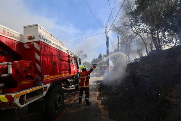 VAR ON FIRE IN COTIGNAC PHOTOPQR NICE MATIN LUC BOUTRIA 07 23 2026 Photo by Luc Boutria, Nice Matin, Varmatin VAR ON FIRE IN COTIGNAC Several hundred firefighters and substantial resources have been deployed to battle forest fires in the Var department in southern France. France  Copyright: xPHOTOPQR NICExMATIN MAXPPPxBOUTRIAxLUCx 20260723NIM6707 20260723NIM6707