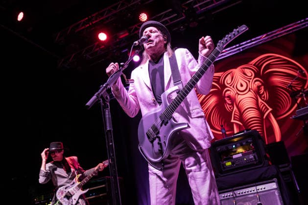 BEAT live in Oslo, Norway Oslo, Norway. 23rd, July 2026. The American rock supergroup BEAT performs a live concert at Sentrum Scene in Oslo. Here singer and guitarist Adrian Belew is seen live on stage. Norway, Oslo, Sentrum Scene  Copyright: xGonzalesxPhoto TerjexDokkenx
