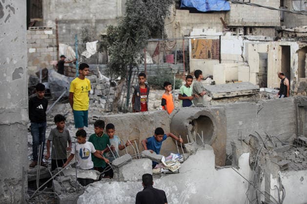 Palestinians inspect damage at Al-Noor Mosque in al-Bureij Palestinians inspect damage at Al-Noor Mosque following an attack in al-Bureij refugee camp, central Gaza Strip, on July 24, 2026. The damage comes despite an ongoing ceasefire, as places of worship and civilian facilities continue to be affected. Photo by Moiz Salhi apaimages al-Bureij Gaza Strip Palestinian Territory 240726_Burije_MS_00(33) Copyright: xapaimagesxMoizxSalhixx xapaimagesx